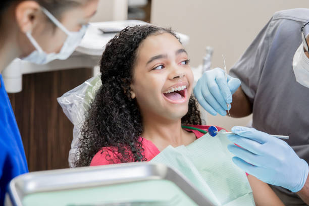 Best Emergency Dental Extractions in East Sparta, OH